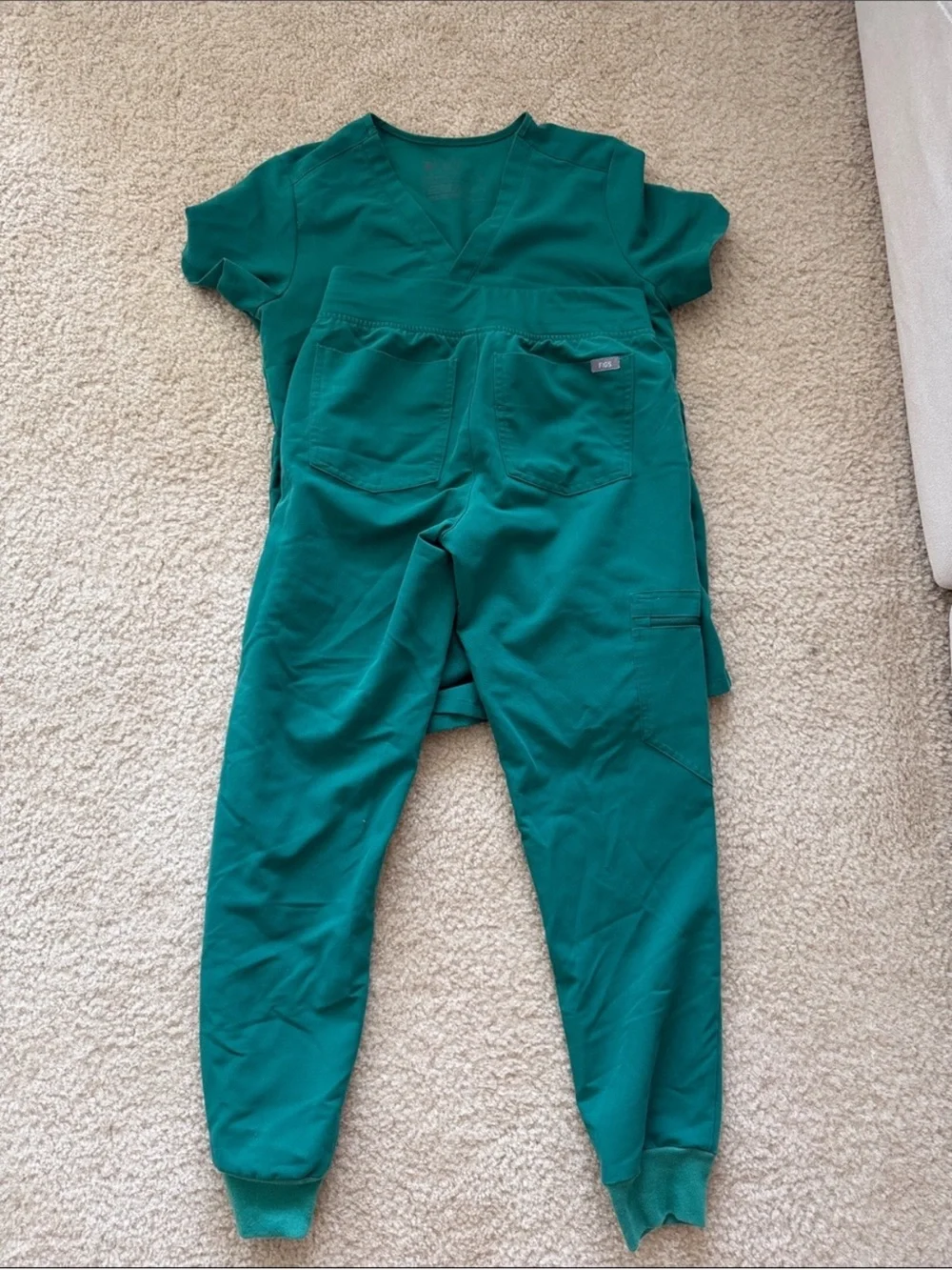 FIGS Scrubs Hunter Green Jogger set